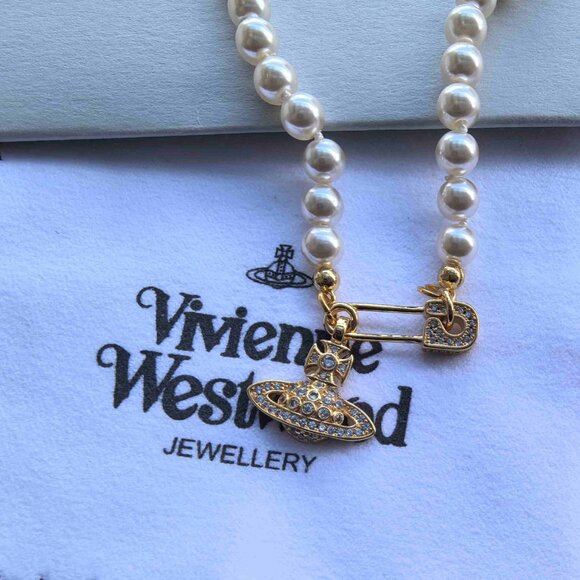 Women's White One Row Pearl Safety Pin Gold Orb Necklace - Picture 3 of 6